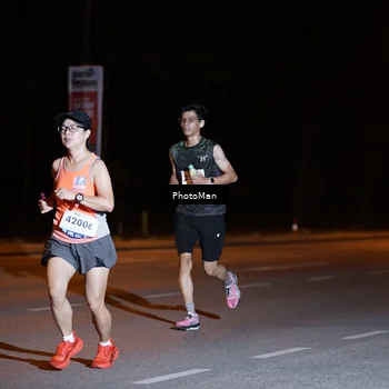 Runner Photo 8180590