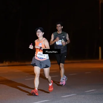 Runner Photo 8180667