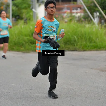 Runner Photo 8180668