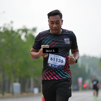 Runner Photo 8180669