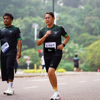 Runner Photo 8180679