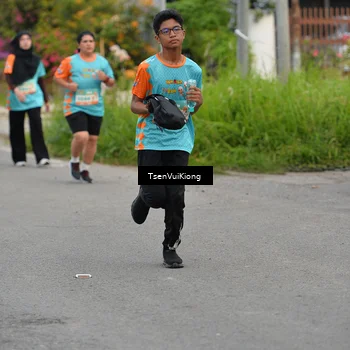Runner Photo 8180697