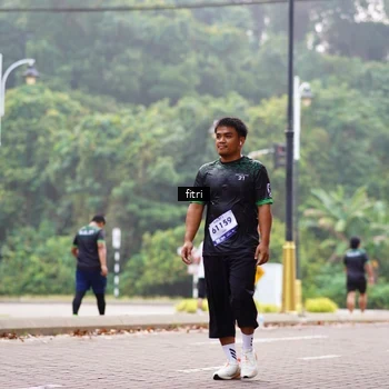 Runner Photo 8180731