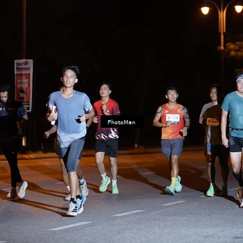 Runner Photo 8180744