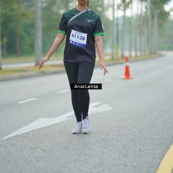 Runner Photo 8180768
