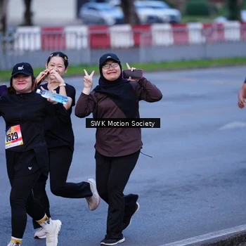 Runner Photo 8180801