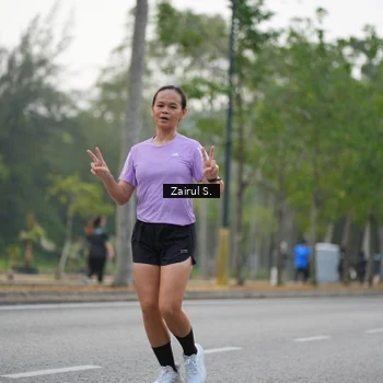 Runner Photo 8180806