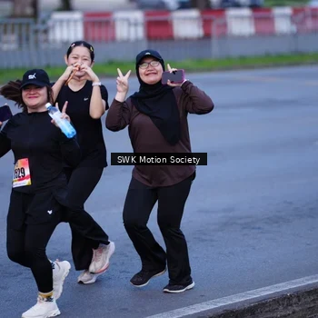 Runner Photo 8180808