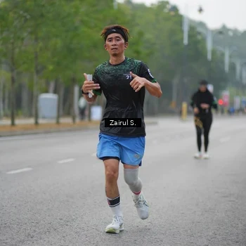 Runner Photo 8180875