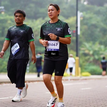 Runner Photo 8180939