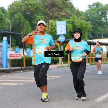 Runner Photo 8180946