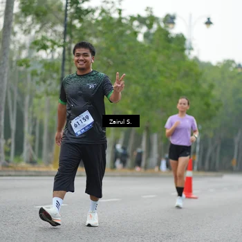 Runner Photo 8181063