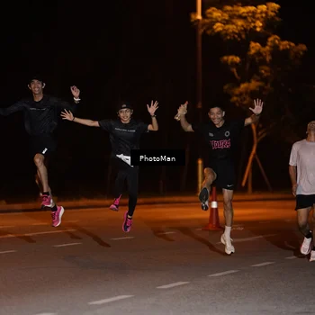Runner Photo 8181364