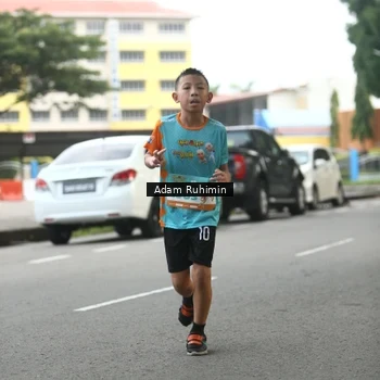 Runner Photo 8182100
