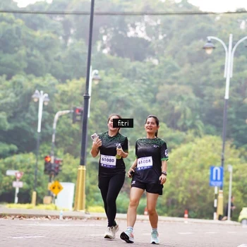 Runner Photo 8182190