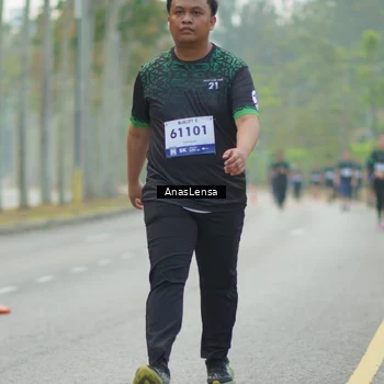 Runner Photo 8182202