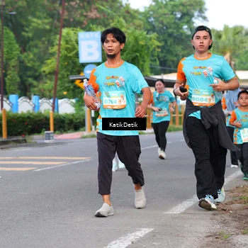 Runner Photo 8182261