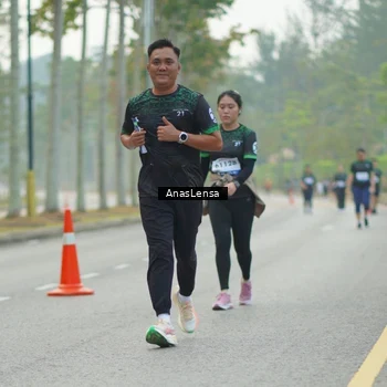 Runner Photo 8182266