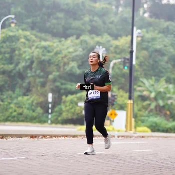 Runner Photo 8182358