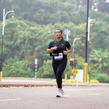 Runner Photo 8182387
