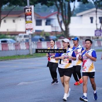Runner Photo 8182398