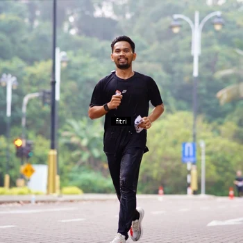 Runner Photo 8182406