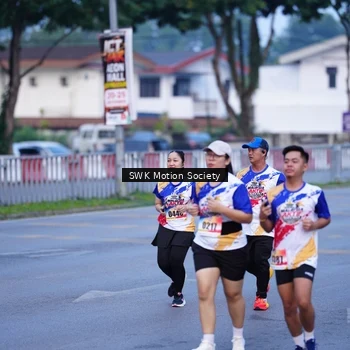 Runner Photo 8182411
