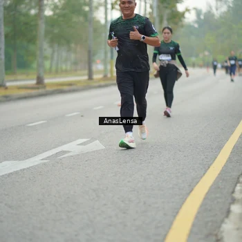 Runner Photo 8182419