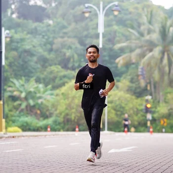 Runner Photo 8182429