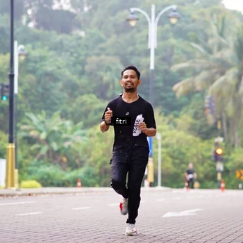Runner Photo 8182439