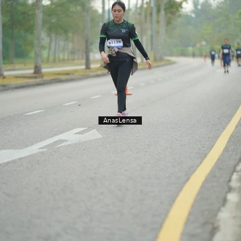 Runner Photo 8182455