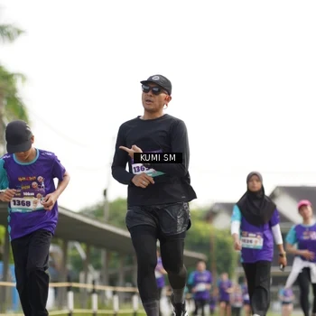 Runner Photo 8182474