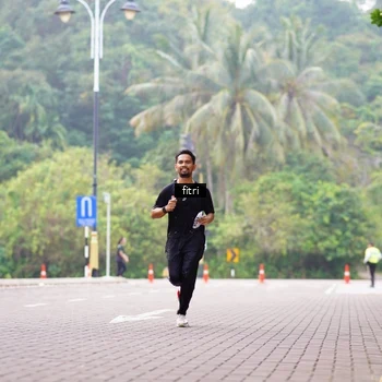 Runner Photo 8182513