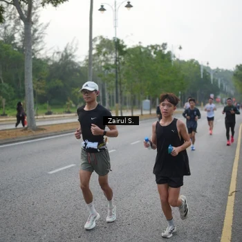 Runner Photo 8182542