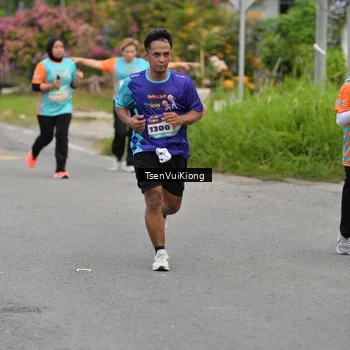 Runner Photo 8182559