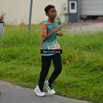 Runner Photo 8182601