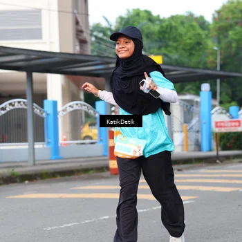 Runner Photo 8182698