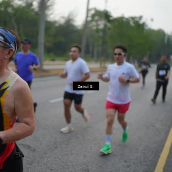 Runner Photo 8182715