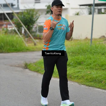 Runner Photo 8182872