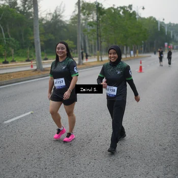 Runner Photo 8182885