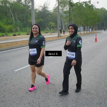 Runner Photo 8182913