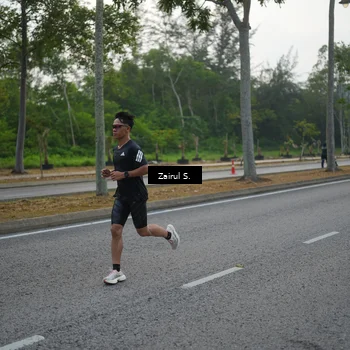 Runner Photo 8182915