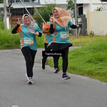 Runner Photo 8182940