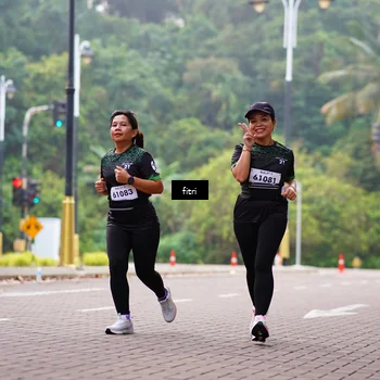 Runner Photo 8182946
