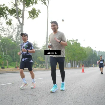 Runner Photo 8182959