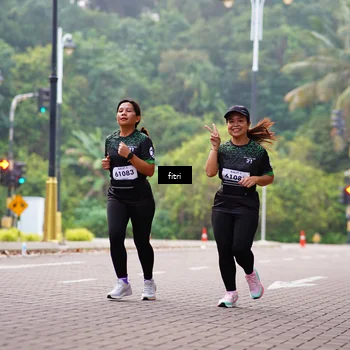 Runner Photo 8182973