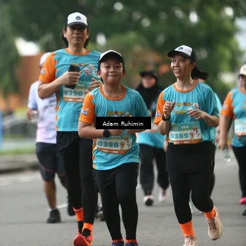 Runner Photo 8183000