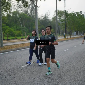 Runner Photo 8183010