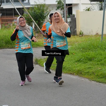 Runner Photo 8183040