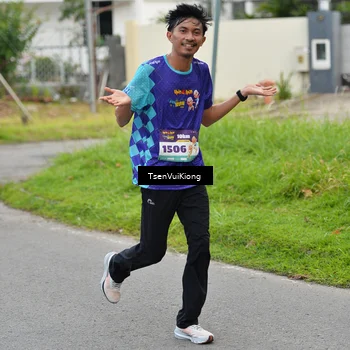 Runner Photo 8183042
